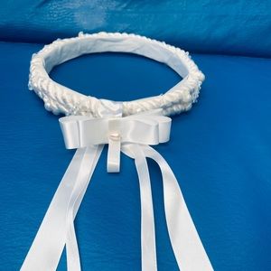 Headpiece for first communion or wedding.